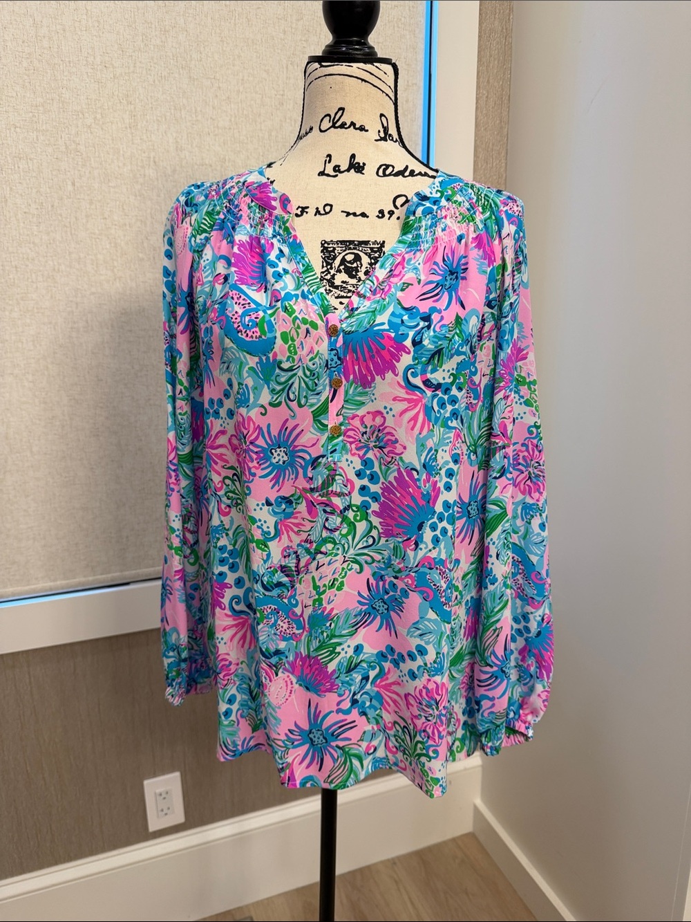 NWOT Lilly Pulitzer Pink Floral V-Neck Blouse with Blue & Green Accents